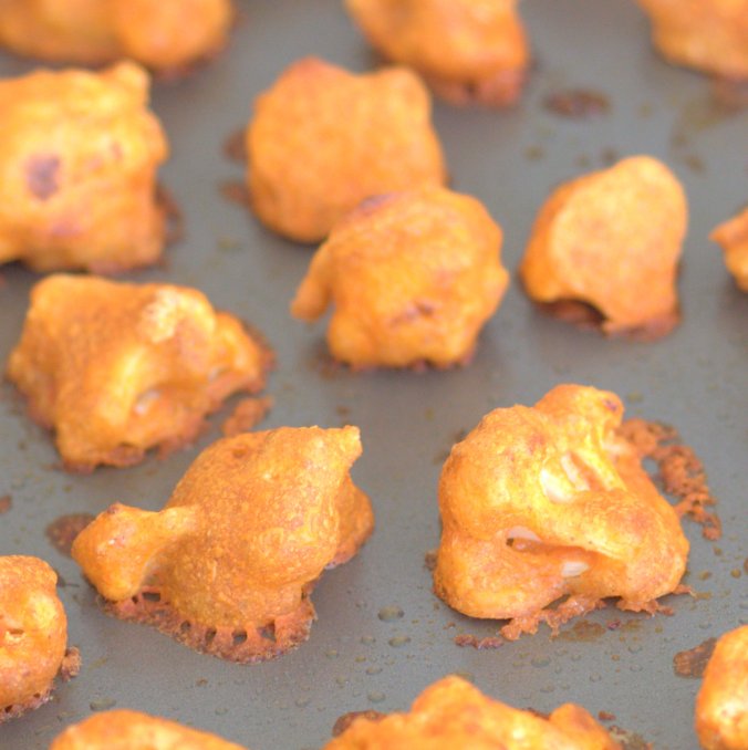 Buffalo Cauliflower Bites | www.thebahamallama.com