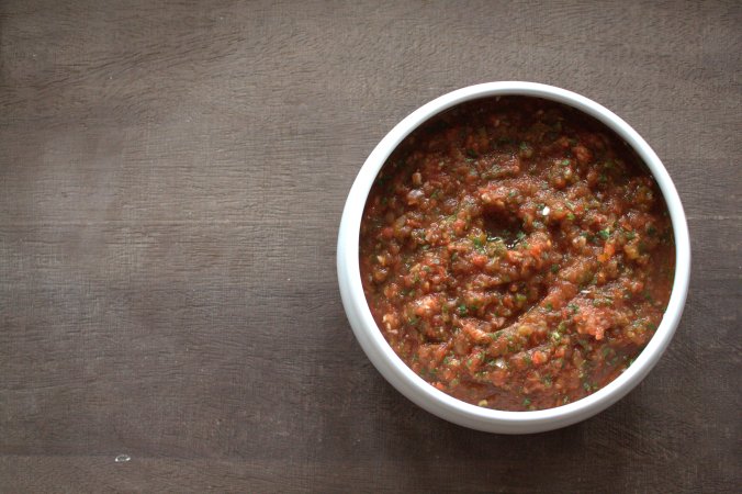 Restaurant Style Salsa | www.thebahamallama.com