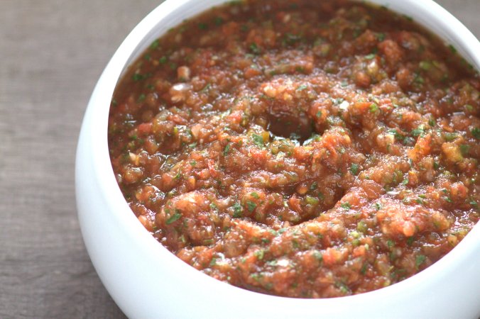 Restaurant Style Salsa | www.thebahamallama.com