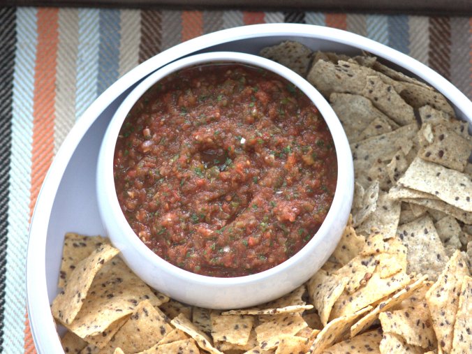 Restaurant Style Salsa | www.thebahamallama.com