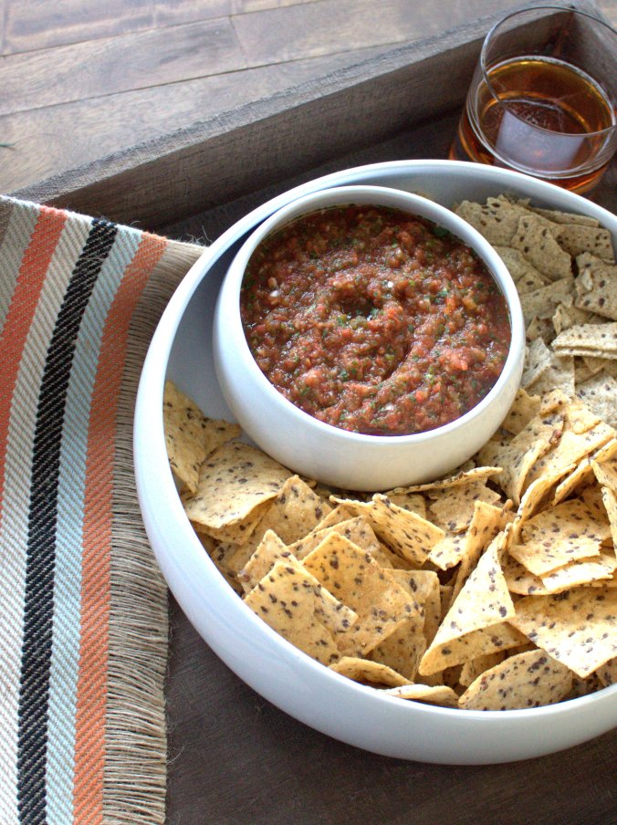 Restaurant Style Salsa | www.thebahamallama.com