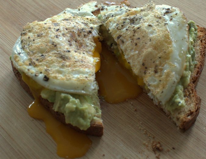 Avocado Toast with Eggs | www.thebahamallama.com