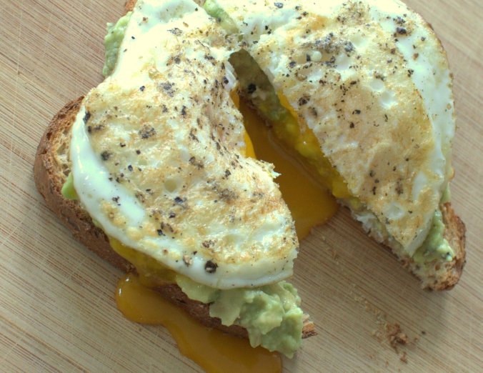 Avocado Toast with Eggs | www.thebahamallama.com
