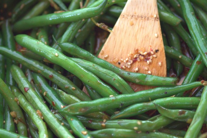 Quick Asian Style Sauteed Green Beans | www.thebahamallama..com