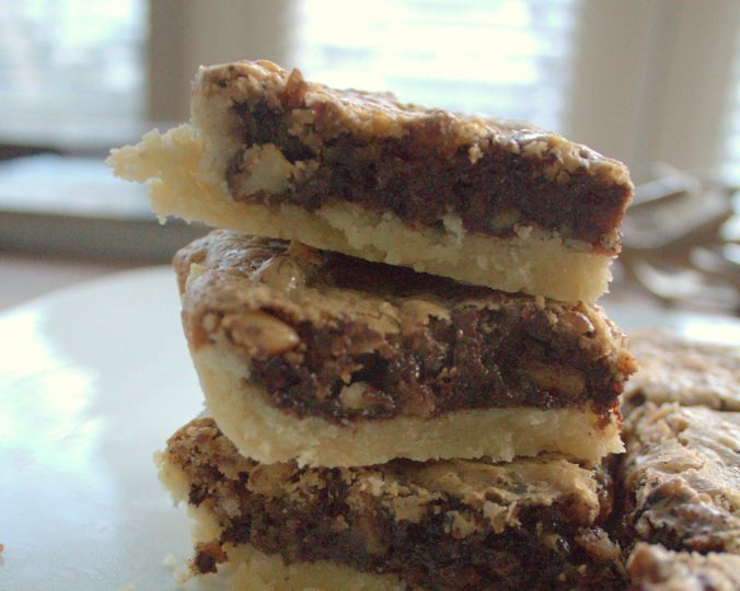 Bourbon Chocolate Walnut Bars | www.thebahamallama.com