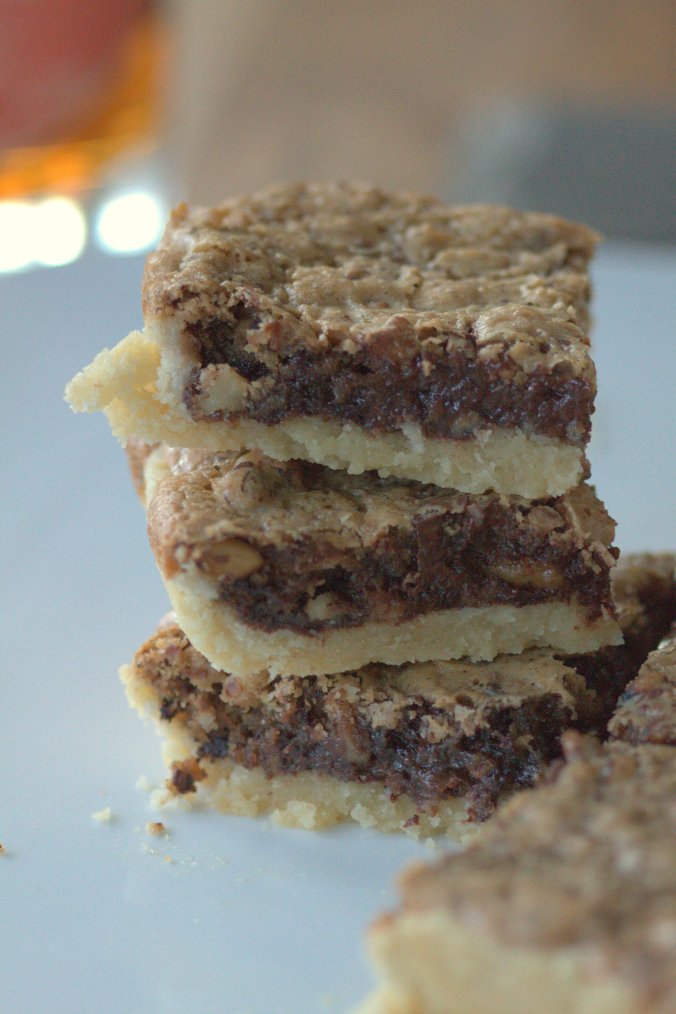 Bourbon Chocolate Walnut Bars | www.thebahamallama..com