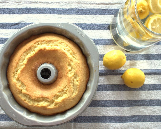 Lemon Italian Cream Cake | www.thebahamallama.com