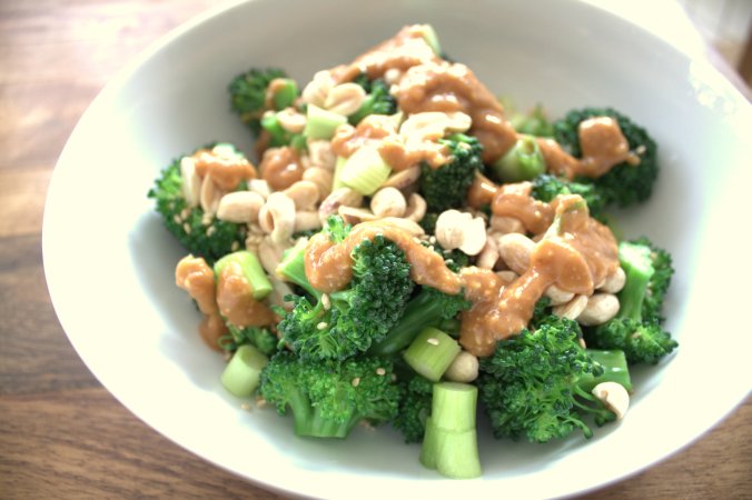 Broccoli with Peanut Sauce | www.thebahamallama.com